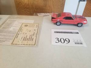 lot 309 image: 124 Scale 1969 Chevrolet Yenko Camaro 427 Coupe Die-cast Metal Replica Model by Danbury Mint