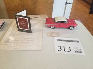 lot 313 image: 124 Scale 1957 Chevrolet Bel Air Coupe Die-cast Metal Replica Model by Franklin Mint