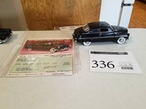 lot 336 image: 124 Scale 1949 Mercury Club Coupe Die-cast Metal Replica Model by Danbury Mint
