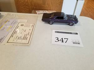 lot 347 image: 124 Scale 1967 Pontiac GTO Hardtop Die-cast Metal Replica Model by Danbury Mint