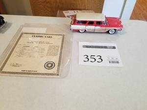 lot 353 image: 124 Scale 1958 Edsel Bermuda Station Wagon Die-cast Metal Replica Model by Danbury Mint