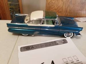 lot 364 image: 124 Scale 1955 Packard Custom Coupe Die-cast Metal Replica Model