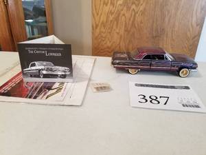 lot 387 image: 124 Scale 1963 Chevrolet Impala Custom Lowrider Coupe Die-cast Metal Replica Model by Franklin Mint