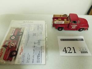 lot 421 image: 124 Scale 1956 Ford F-100 Half-Ton Pickup Truck Die-cast Metal Replica Model by Danbury Mint