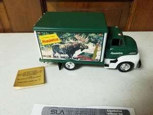 lot 443 image: Hi-Speed and Kleanbore Wildlife Series 124 Scale Moose Delivery Truck Die-cast Metal Replica Model by Remington