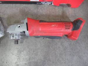 Milwaukee M18 Fuel 18-Volt Lithium-Ion Brushless Cordless 4-12 in.5 in. Grinder, Paddle Switch No-Lock (Bare Tool) 2780-20