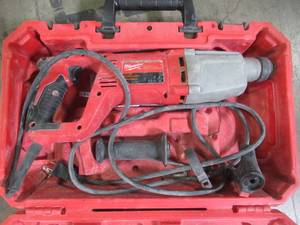 Milwaukee 1 12 in. SDS D-Handle Rotary Hammer 5262-21