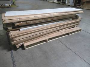 WHOLESALE PALLET OF MISCELLANEOUS LAMINATE COUNTERTOPS