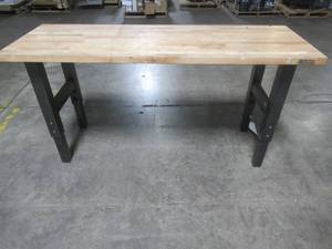 Gladiator 6 ft. Hardwood Top Adjustable Height Workbench in Hammered Granite, GAWB06HWEG - USED IN WAREHOUSE.