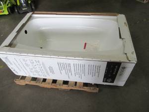 Delta Classic 400 Curve 5 ft. Left Drain Soaking Tub in White, 40114L