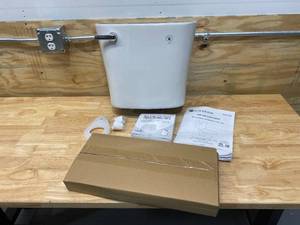 lot 70 image: Power Flush 1.28 GPF Single Flush Tank