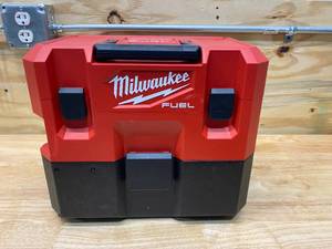 lot 15 image: MILWAUKEE M12 FUEL 12-Volt Lithium-Ion Cordless 1.6 Gal. WetDry Vacuum (Tool-Only)