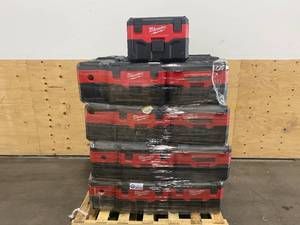 lot 8 image: MILWAUKEE Lot of 40- M18 18-Volt 2 Gal. Lithium-Ion Cordless WetDry Vacuums (Tool-Only)