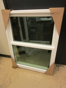lot 102 image: LINDSAY DOUBLE-HUNG POCKET WINDOW - NEW, 35 x 45