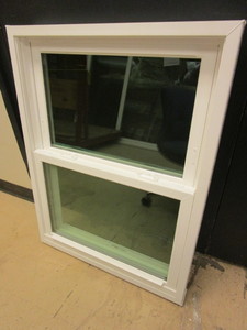 lot 111 image: LINDSAY DOUBLE-HUNG WINDOW - NEW, 28 x 37
