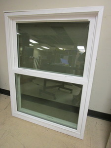lot 123 image: LINDSAY DOUBLE-HUNG WINDOW - NEW, 34 x 45