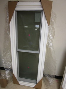 lot 129 image: LINDSAY DOUBLE-HUNG WINDOW W OBSCURE GLASS - NEW, 23 x 63