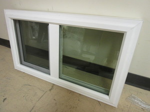 lot 139 image: LINDSAY SINGLE-SLIDER WINDOW - NEW, 32 x 18