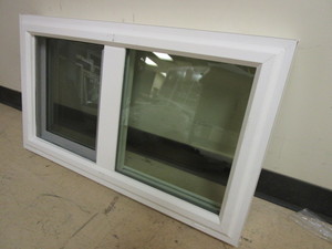 lot 141 image: LINDSAY SINGLE-SLIDER WINDOW - NEW, 30 x 17