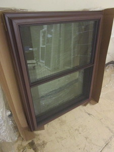 lot 199 image: LINDSAY DOUBLE-HUNG WINDOW - NEW, 36 x 45
