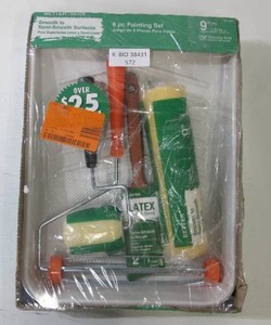 lot 572 image: Home Depot Painters Set - Brush, Tray, Roller, etc