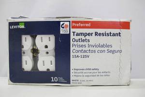 lot 580 image: Leviton 15 Amp Tamper-Resistant Duplex Outlet, White (10-Pack)