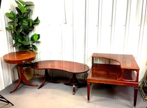 lot B-4 image: Antique Mahogany Tables