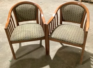 lot O-36 image: Office Chairs