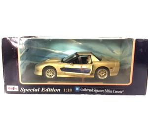 2001 Diecast Replica