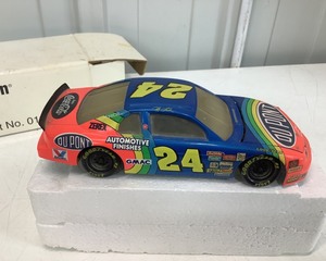 lot L-99 image: Jeff Gordon Car and Throw