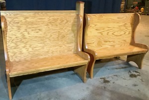 lot F-120 image: 2X Restaurant Benches