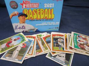 TOPPS HERITAGE 2021 BASEBALL CARDS.