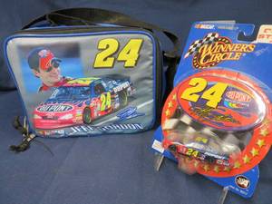 JEFF GORDON COLLECTIBLES LUNCH BOX