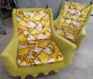 RETRO VINTAGE CHAIRS