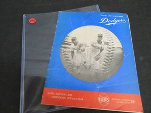 1965 LOS ANGELES DODGERS OFFICIAL SCORE CARD