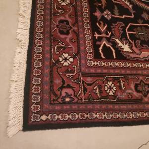 Oriental Wool Area Rug  106 x 72