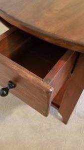 Round Drop Leaf Farmhouse Side Table