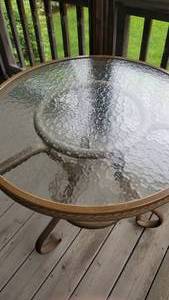 Patio Tempered Glass Caf Table with Braided Trim