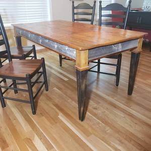 Farmhouse Harvest Dining Table with 4 Ladderback Chairs