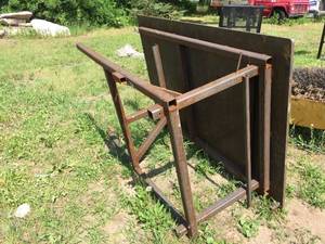 lot 30 image: Heavy Duty Steel Table