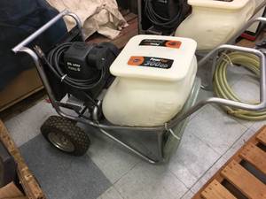 lot 35 image: Titan Speeflow PowerTex 300DD Texture Sprayer