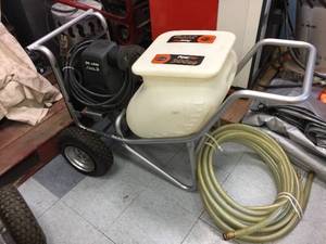 lot 36 image: Titan Speeflow PowerTex 300DD Texture Sprayer