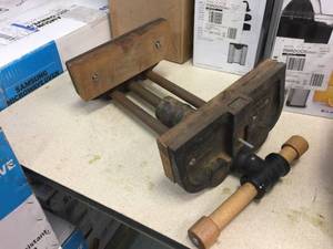 lot 95 image: Jorgensen 4 x 10 Wood Vise