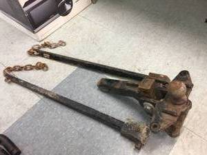 lot 99 image: Robin Car Towing Bar Hitch
