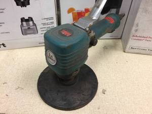 lot 105 image: Mit DA Sander