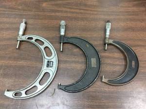 lot 113 image: 3 Outside Micrometers