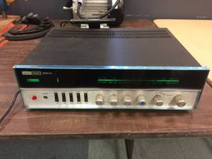 lot 127 image: Harman Kardon 330A Stereo Receiver