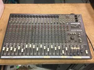 lot 136 image: Mackie CFX20 20 Channel Compact Integrated Live Sound Mixer