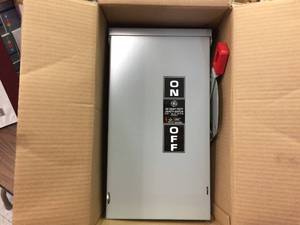 lot 185 image: GE Heavy Duty Safety Switch
