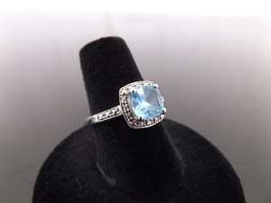 .925 Sterling Silver Square Cut Topaz Ring Size 7
